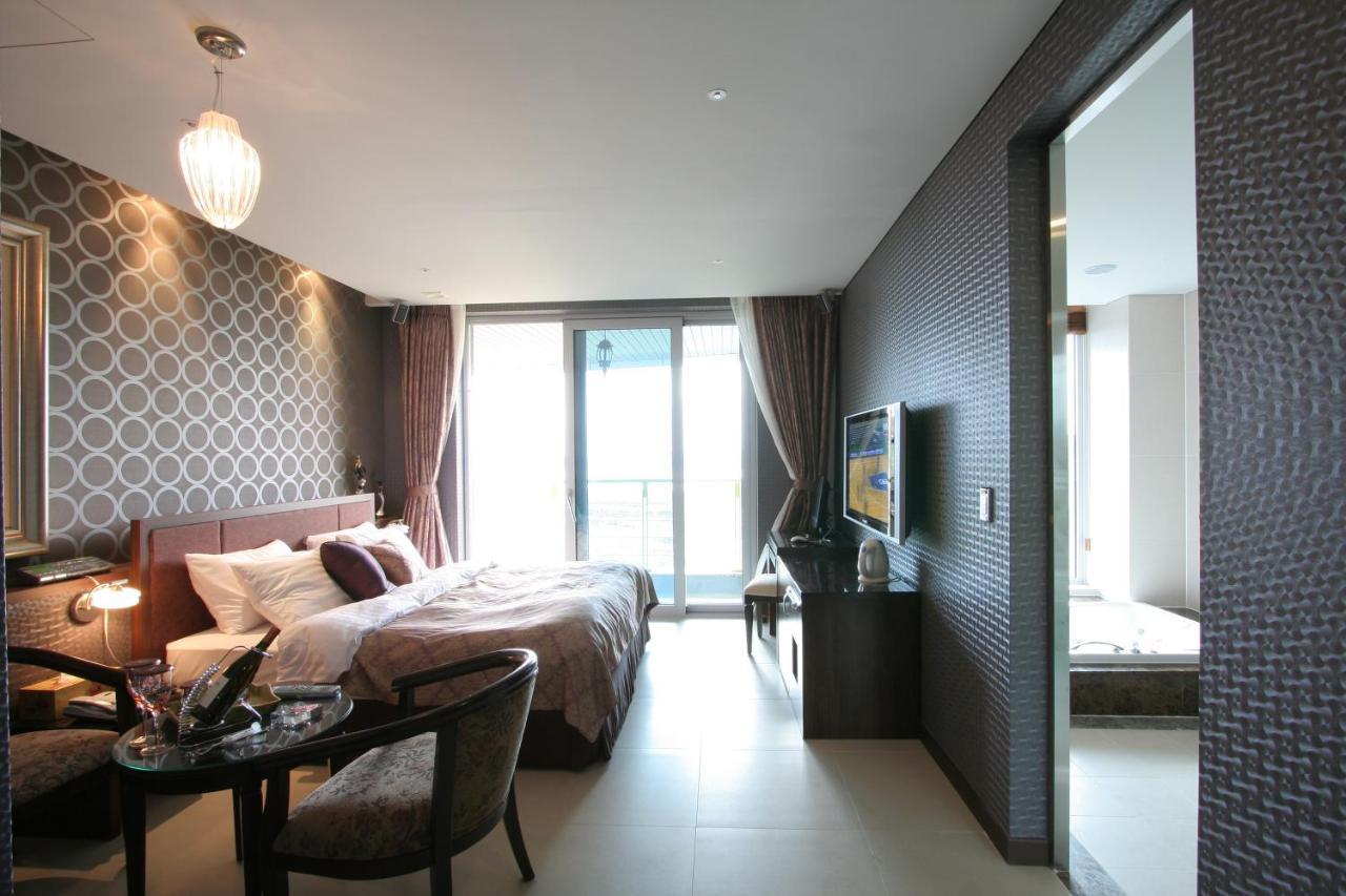 Wiz Hotel Pchadžu Exteriér fotografie